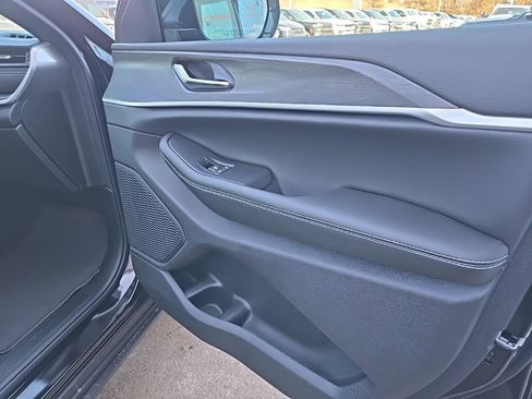 New 2026 Jeep Grand Cherokee Altitude AWD/4WD image 77