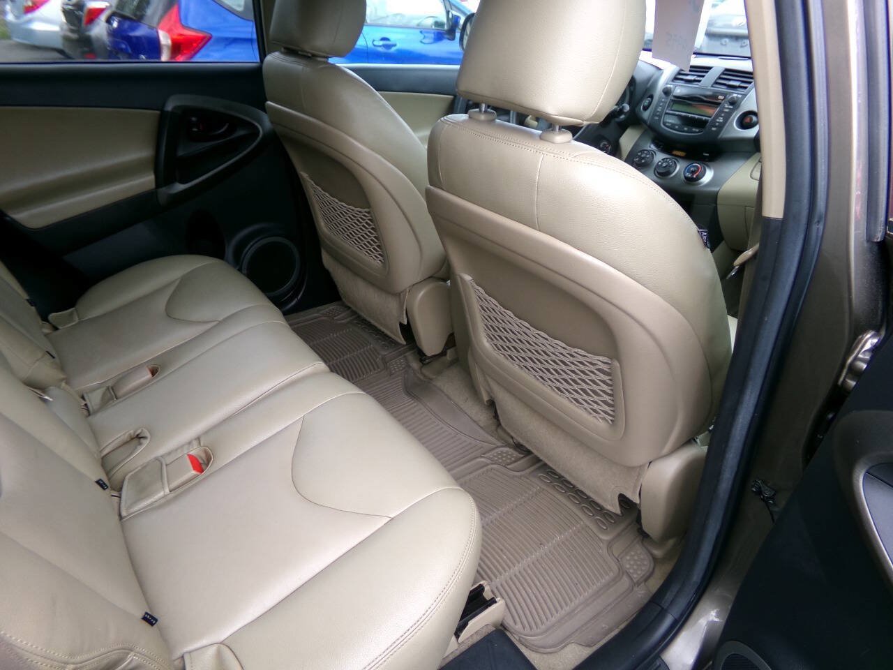 Used 2011 Toyota RAV4 4WD w/ Upgrade Value Pkg image 10