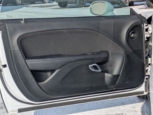 Used 2022 Dodge Challenger GT image 6