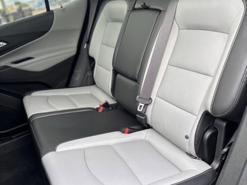 Used 2018 Chevrolet Equinox Premier image 14