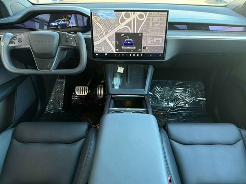 Used 2023 Tesla Model X AWD/4WD image 17