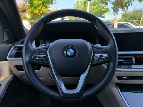 Used 2019 BMW 330i Sedan w/ Driving Assistance Package RWD image 21