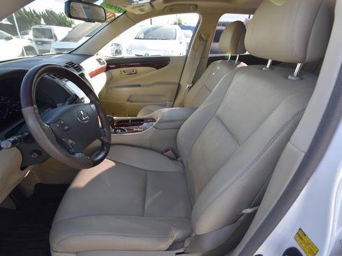 Used 2008 Lexus LS 460 L image 2