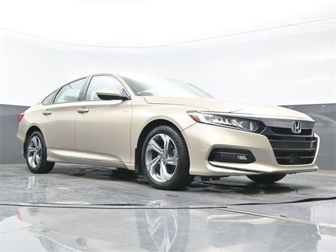 Certified 2018 Honda Accord EX image 28