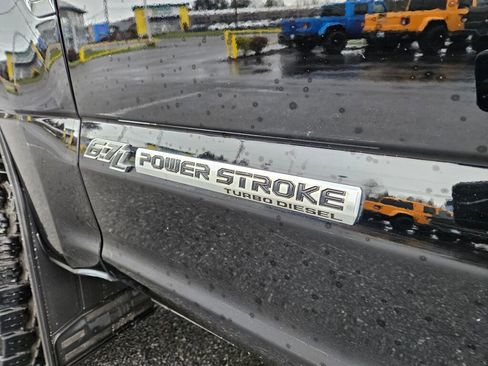 Used 2017 Ford F350 Platinum w/ Platinum Ultimate Package image 11