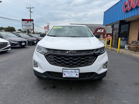 Used 2021 Chevrolet Equinox LS w/ LPO, Blackout Package AWD/4WD image 5