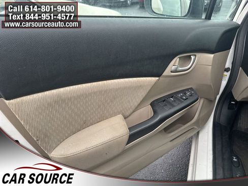 Used 2015 Honda Civic SE image 9