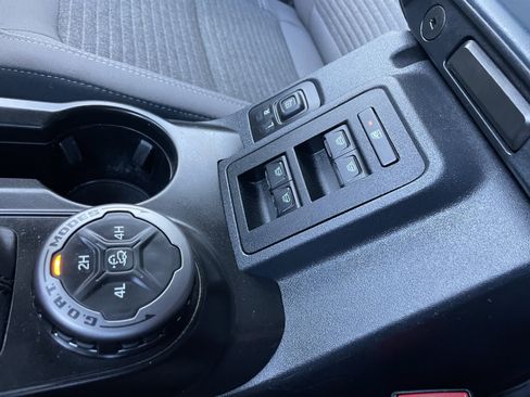 Used 2022 Ford Bronco Outer Banks image 40