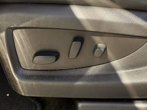 Used 2018 GMC Yukon XL Denali w/ Denali Ultimate Package image 23