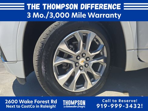 Used 2019 Chevrolet Traverse Premier w/ Driver Confidence II Package FWD image 31