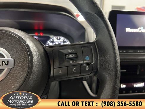 Used 2021 Nissan Rogue SV AWD/4WD image 23