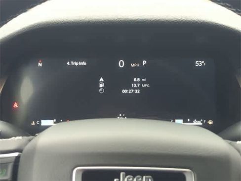 New 2025 Jeep Grand Cherokee Altitude image 33