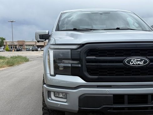 Used 2024 Ford F150 Lariat w/ Tow/Haul Package AWD/4WD image 6