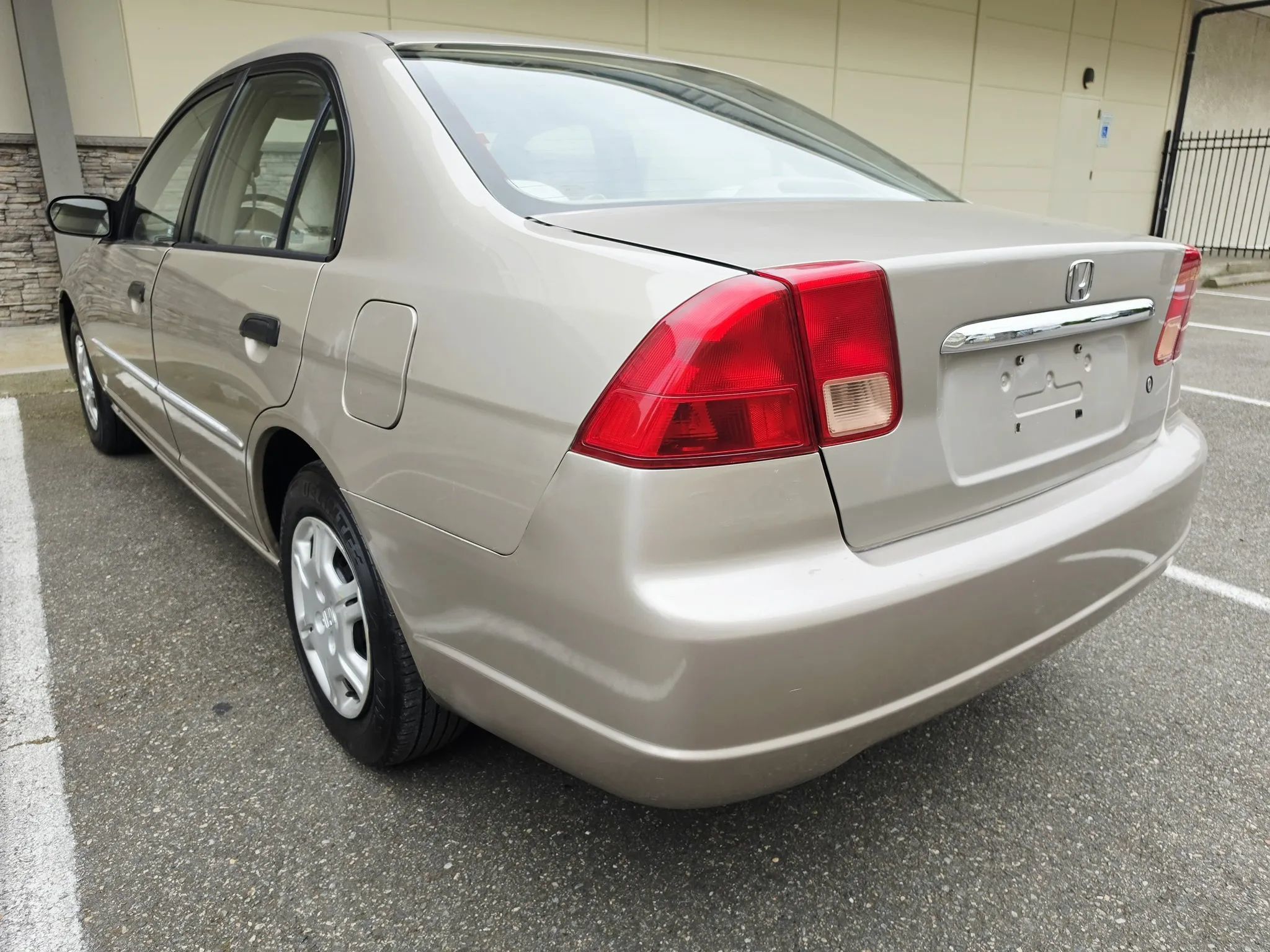 Used 2001 Honda Civic LX image 3