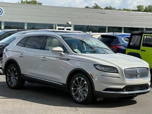 Used 2022 Lincoln Nautilus Reserve w/ Equipment Group 201A image 43