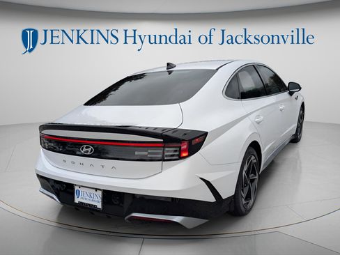 New 2026 Hyundai Sonata SEL FWD image 3