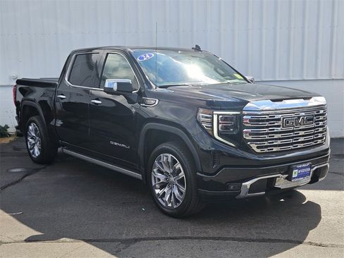 Used 2024 GMC Sierra 1500 Denali w/ Denali Reserve Package image 7
