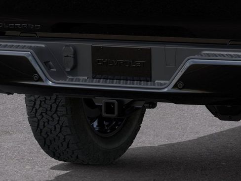 New 2026 Chevrolet Colorado Trail Boss w/ Midnight Edition AWD/4WD image 14