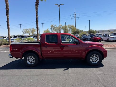 Used 2019 Nissan Frontier SV RWD image 4