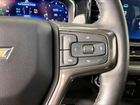 Certified 2024 Chevrolet Silverado 1500 High Country w/ Technology Package AWD/4WD image 9
