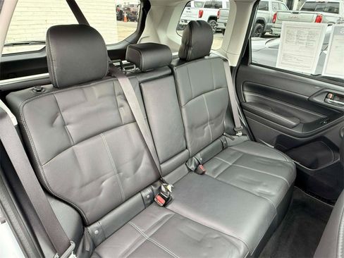 Used 2018 Subaru Forester 2.5i Touring image 19
