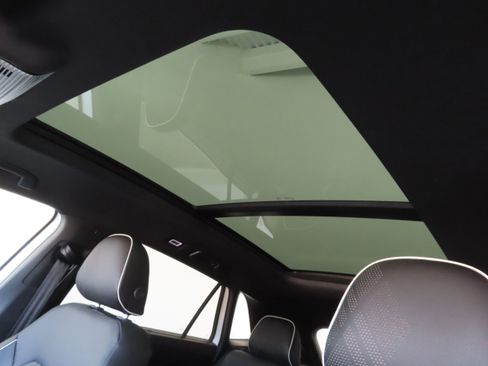 New 2026 Volkswagen Atlas Cross Sport SEL Premium R-Line image 21