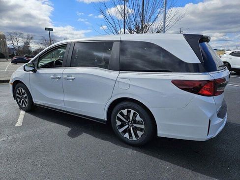 New 2026 Honda Odyssey EX-L image 5