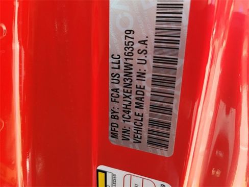 Used 2022 Jeep Wrangler Unlimited Sahara image 26