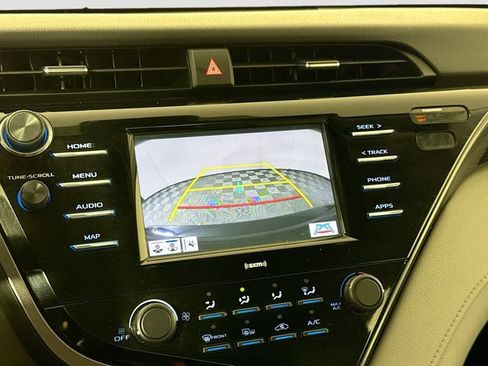 Used 2020 Toyota Camry LE w/ Convenience Package image 22