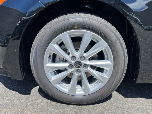 New 2026 Toyota Corolla LE FWD image 6