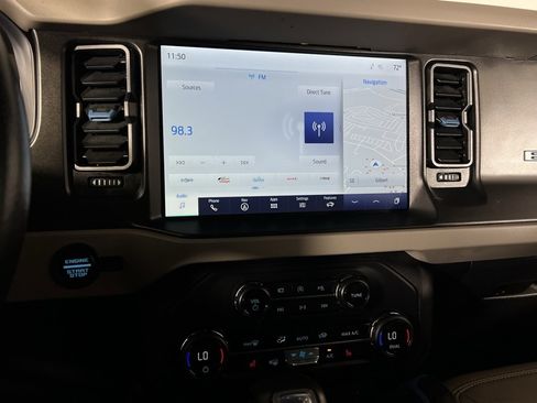 Used 2023 Ford Bronco Wildtrak image 22