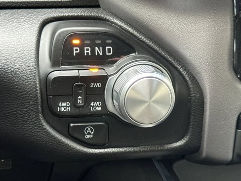 Used 2023 RAM 1500 Laramie AWD/4WD image 17