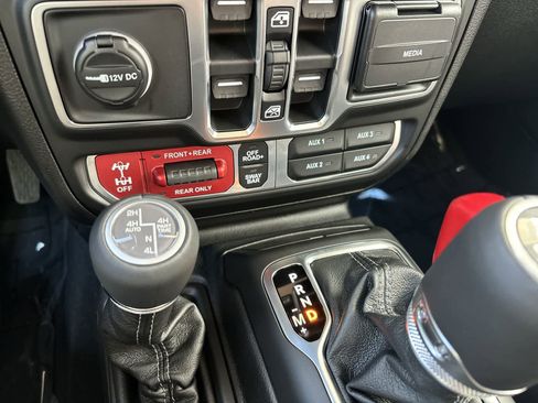 New 2026 Jeep Wrangler Unlimited Rubicon image 28