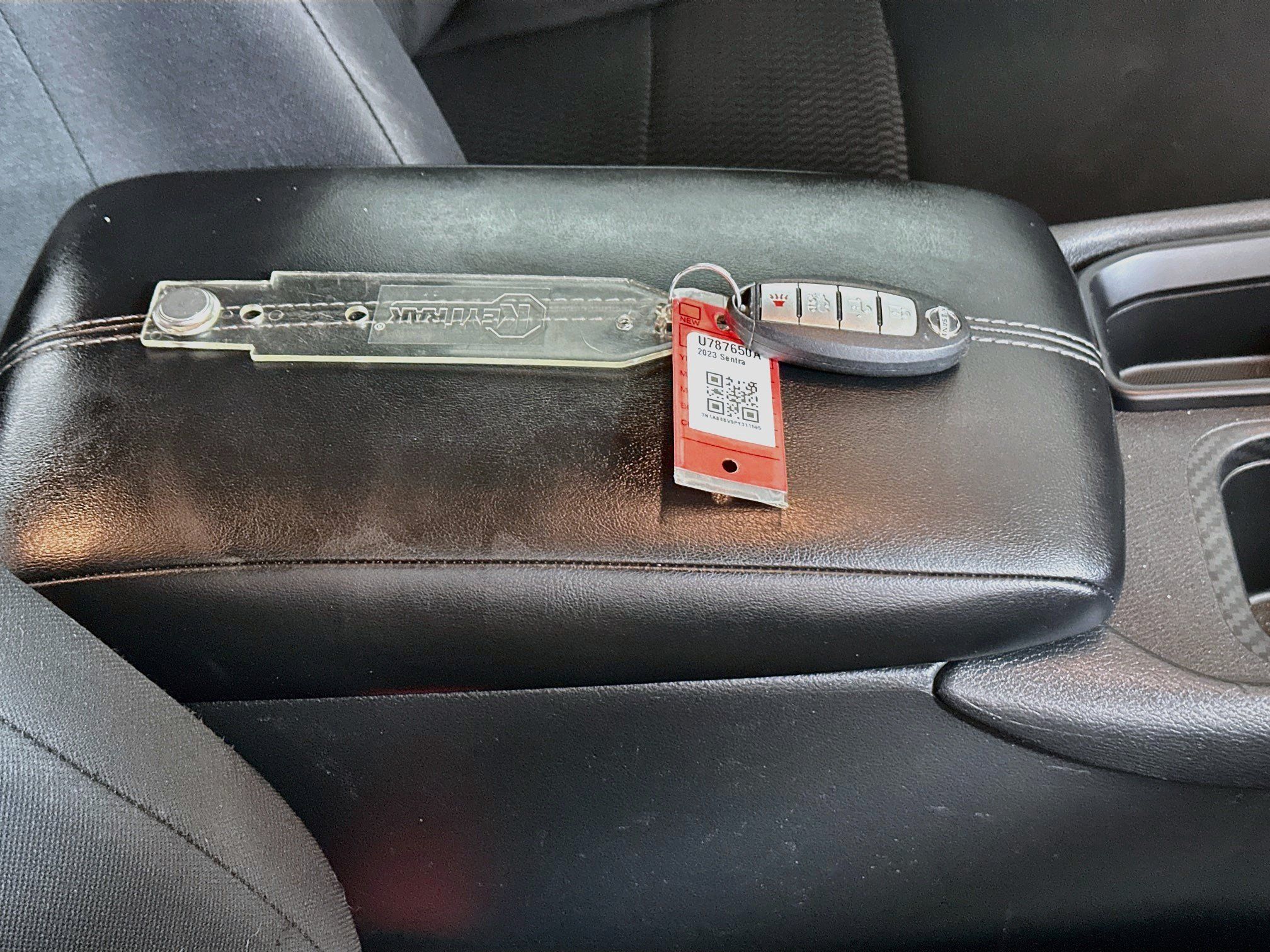 Used 2023 Nissan Sentra S FWD image 33