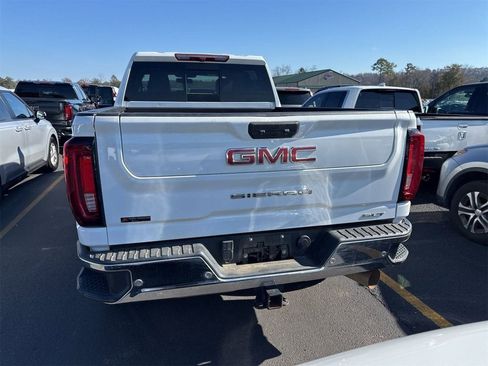 Used 2023 GMC Sierra 2500 SLT w/ SLT Premium Package image 10