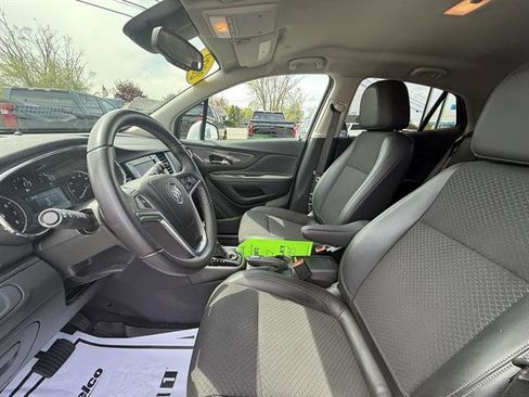 Used 2022 Buick Encore Preferred w/ Safety Package image 26