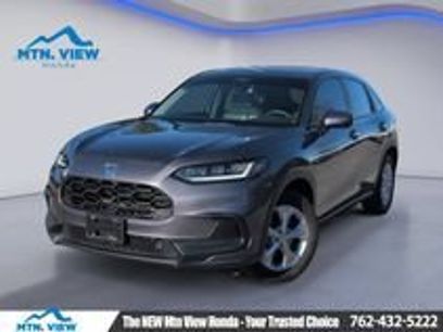 Used 2025 Honda HR-V LX