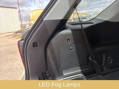 Used 2021 Ford Explorer XLT w/ Equipment Group 202A image 13