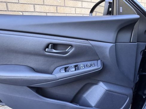 Used 2024 Nissan Sentra S image 22