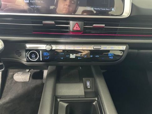 Used 2023 Hyundai Ioniq 6 SEL image 23