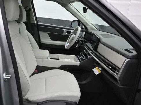 New 2026 Hyundai Santa Fe SE FWD image 11