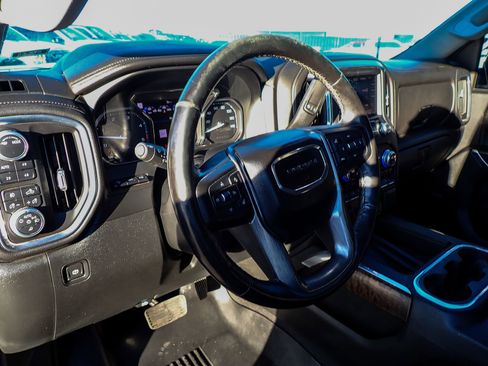 Used 2020 GMC Sierra 2500 Denali w/ Denali Ultimate Package image 12