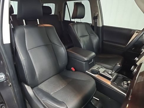 Used 2021 Toyota 4Runner Limited image 15
