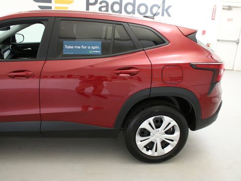 Used 2024 Chevrolet Trax LS FWD image 6
