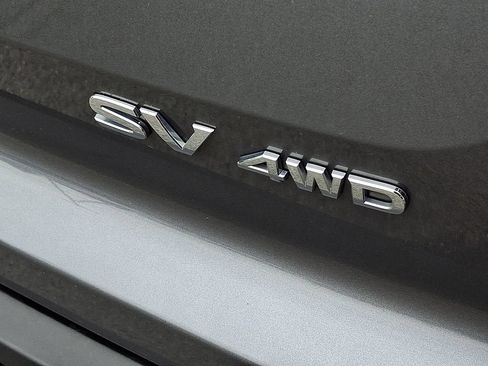 Used 2024 Nissan Pathfinder SV AWD/4WD image 30