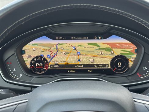 Used 2018 Audi SQ5 Premium Plus w/ Navigation Package image 23