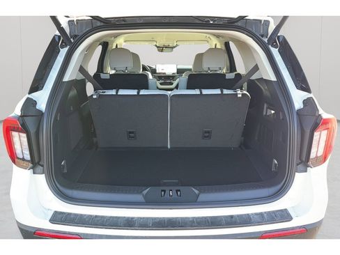 New 2026 Ford Explorer Platinum w/ LUX Leather Package image 19