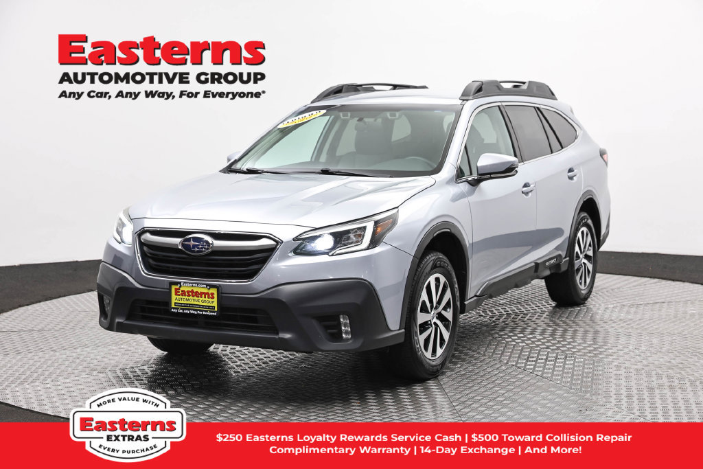 Used 2022 Subaru Outback Premium AWD/4WD image 1