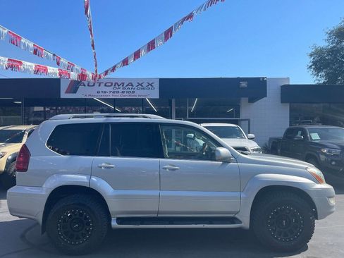 Used 2003 Lexus GX 470 image 8