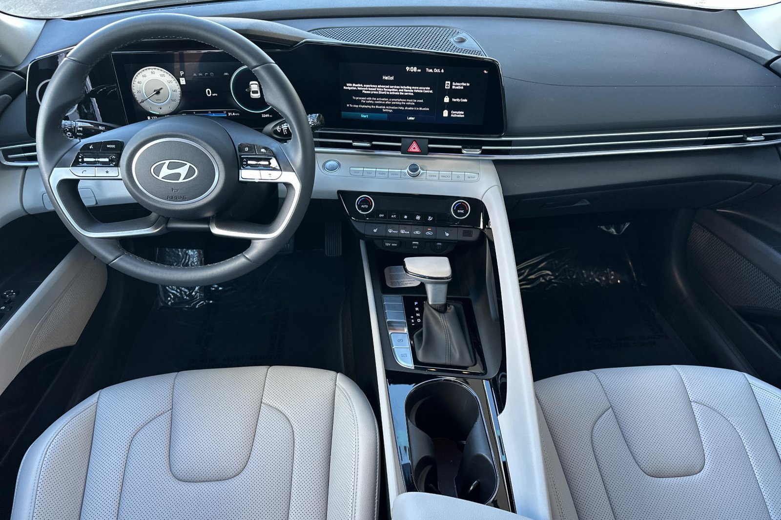 Certified 2026 Hyundai Elantra Limited FWD image 16